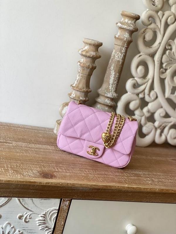 Chanel Handbags 675